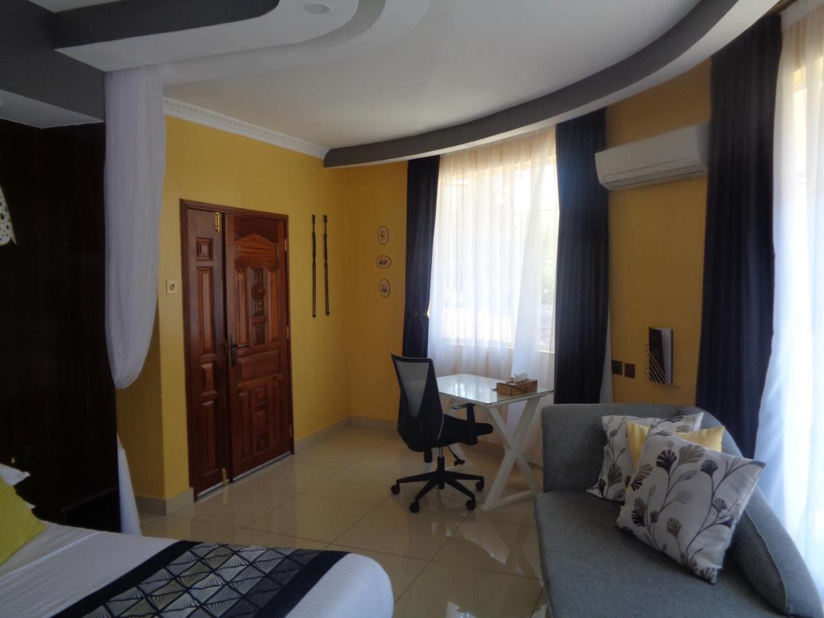 Отель The Clarice House Кисуму Экстерьер фото
