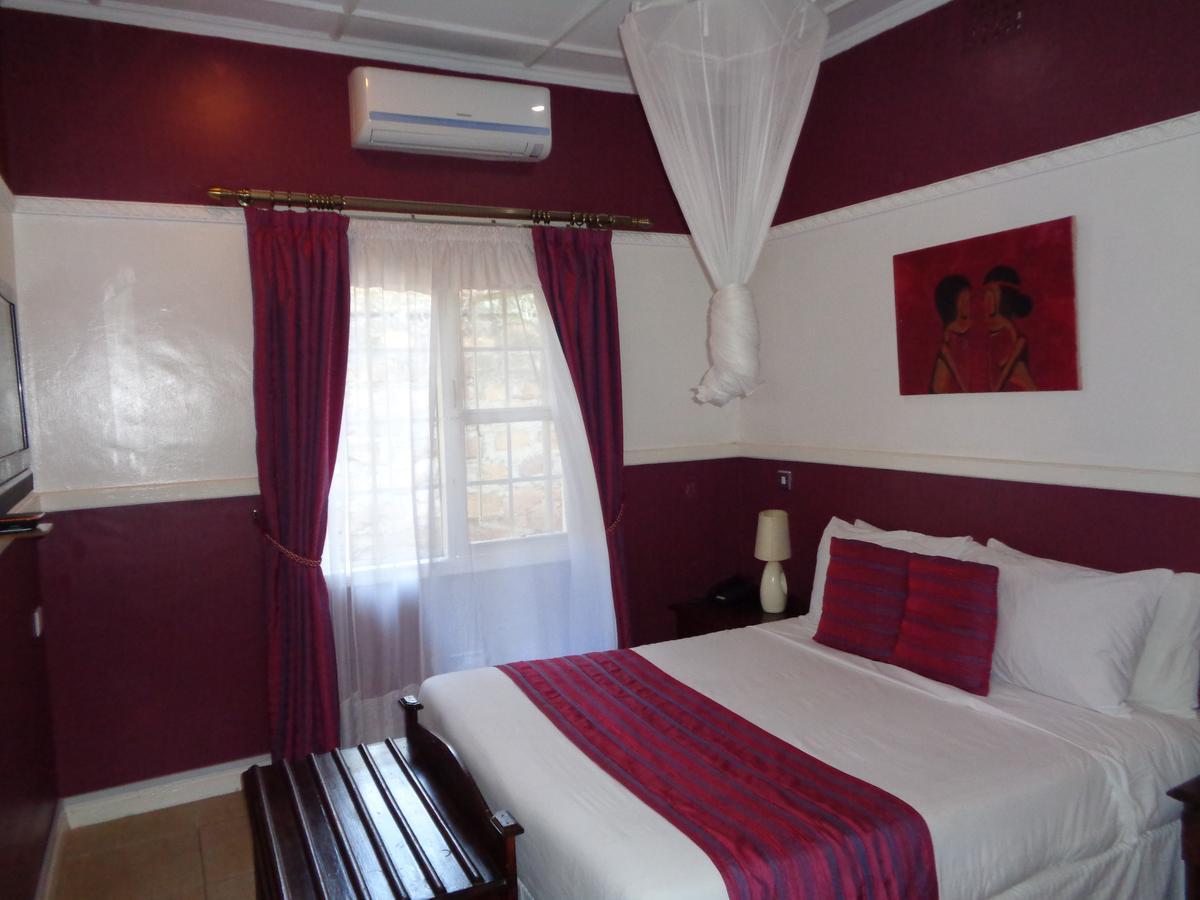 Отель The Clarice House Кисуму Экстерьер фото